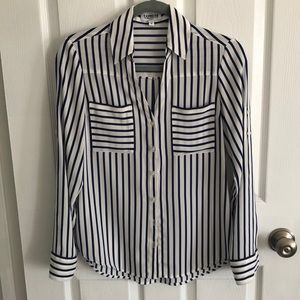 Express slim fit portafino shirt convertible sleeves blue and white stripes XS